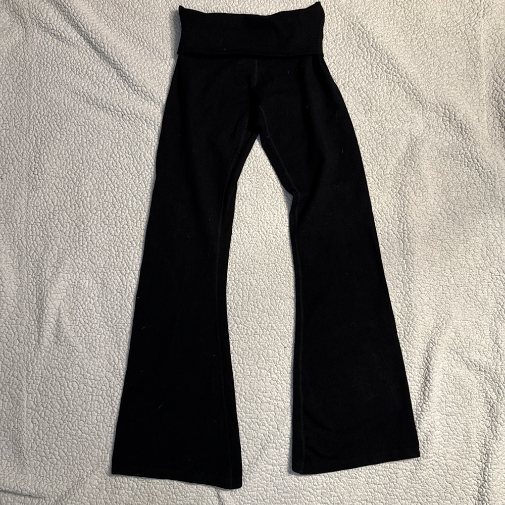 Black Yoga Pants / Flared Leggings